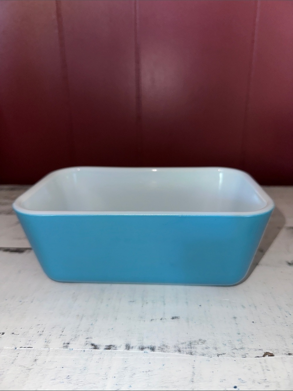 Pyrex rectangular baking dish